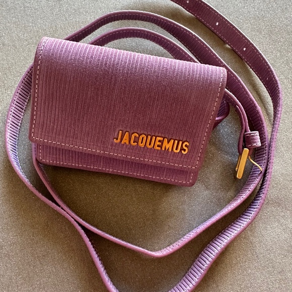 JACQUEMUS PURPLE (more like lavender) 'La CEINTURE BELLO' RIBBED BELT BAG - Picture 2 of 7